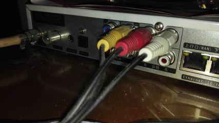 数字机顶盒和DVD如何同时连接电视 一步步搞定数字电视播放